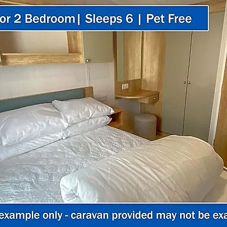 Hotel Crows Nest Scarborough
