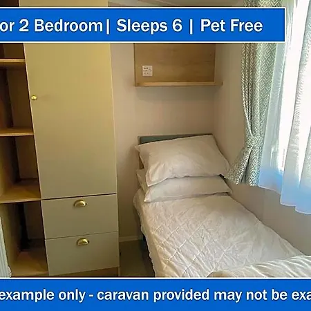 Hotel Crows Nest 4*